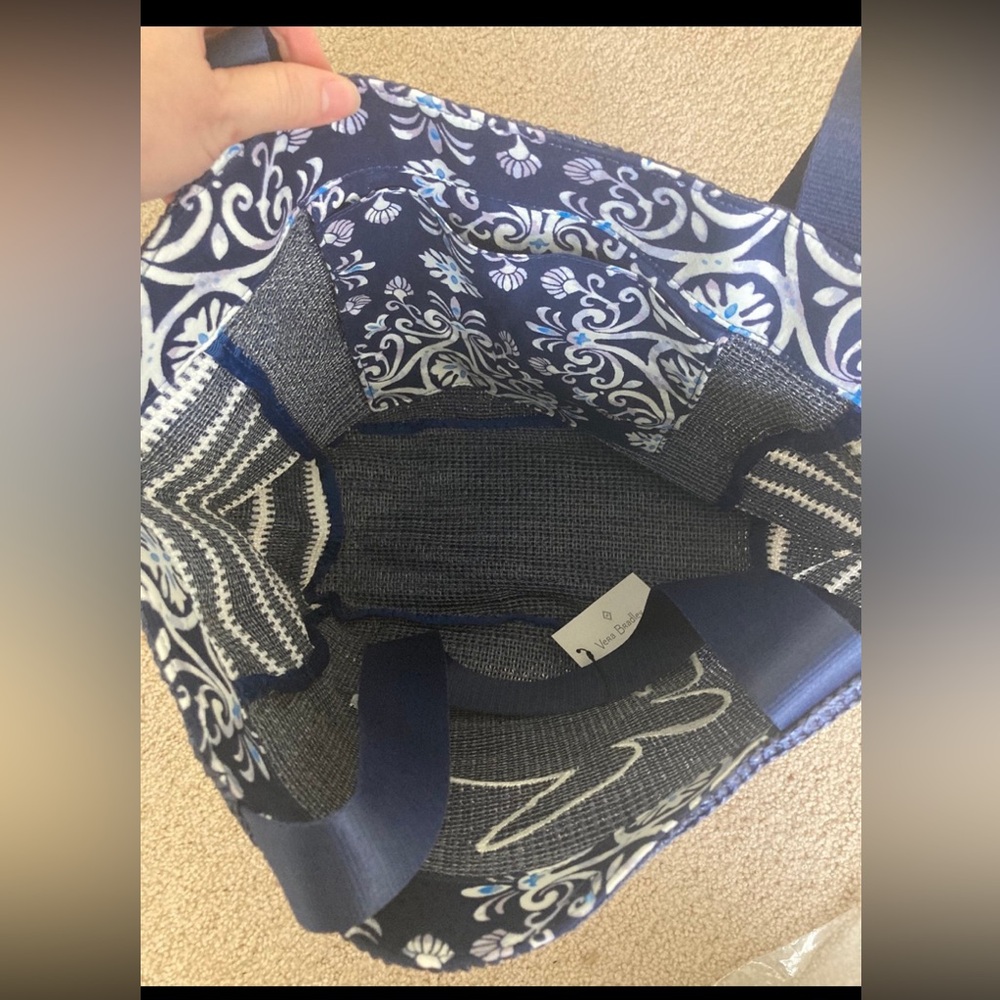 Vera Bradley Straw Beach Tote Bag and matching wristlet with Sea Turtle Design - Picture 6 of 7